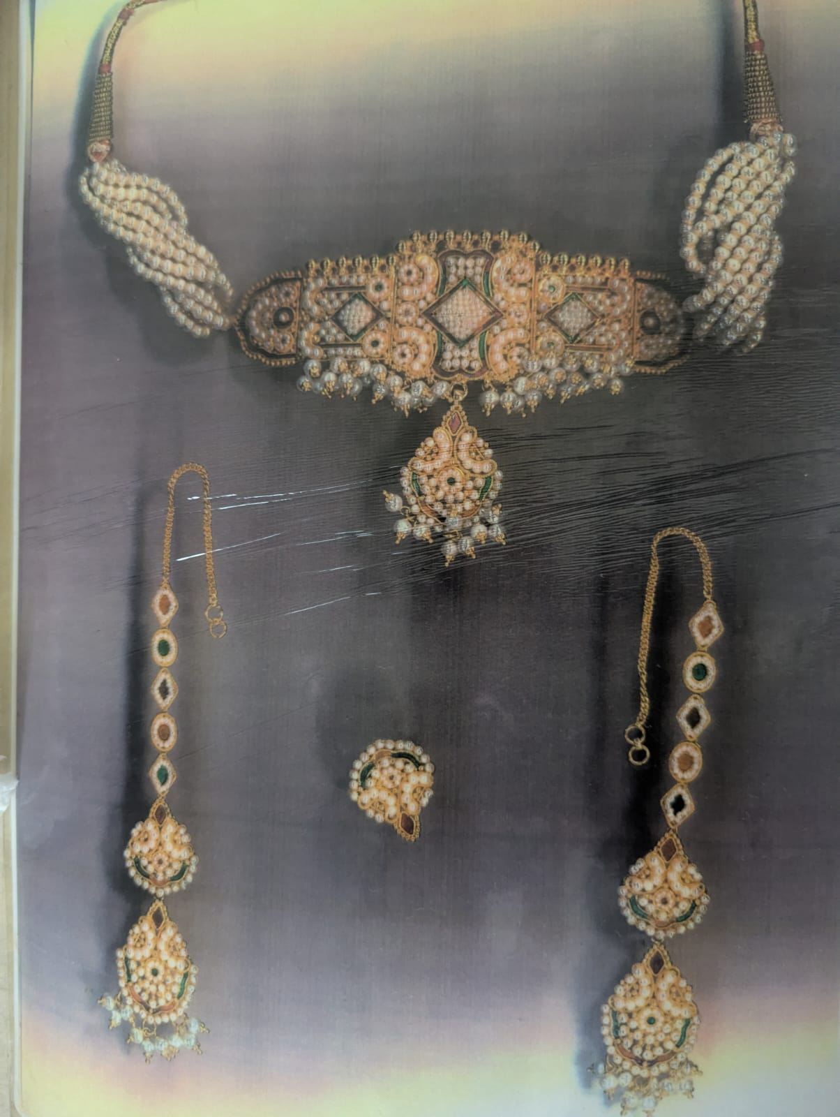 Circular Meenakari Guttapusalu